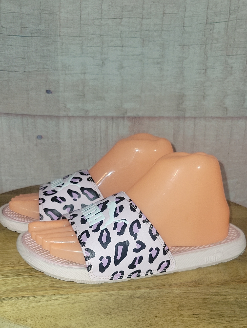 Puma Pink Slides - Picture 4 of 9